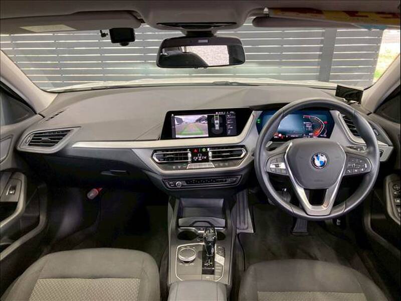 BMW 1 SERIES