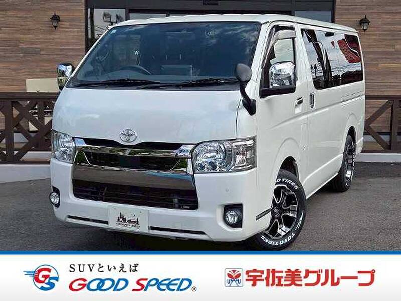 TOYOTA HIACE VAN