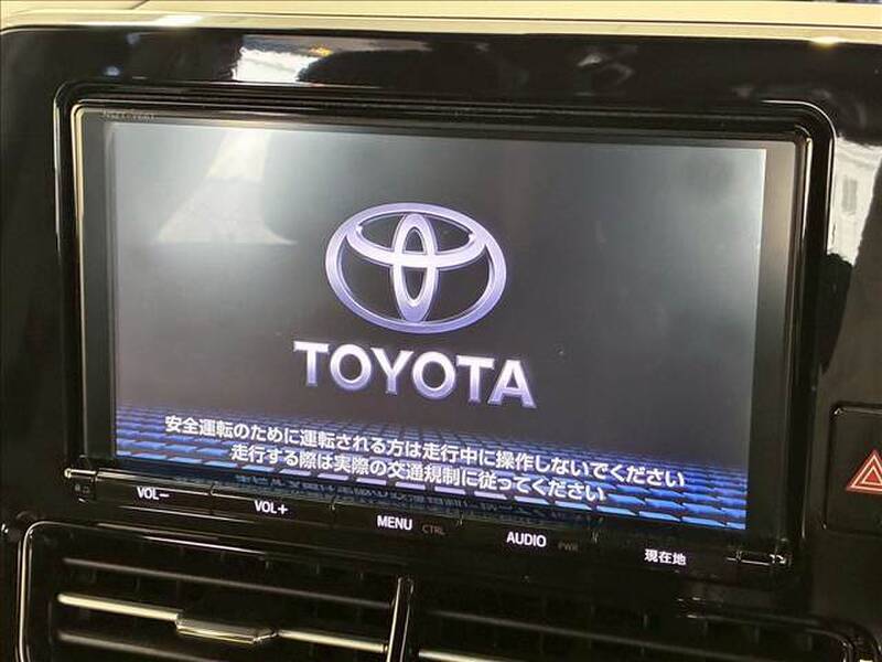 TOYOTA ESTIMA (PREVIA)