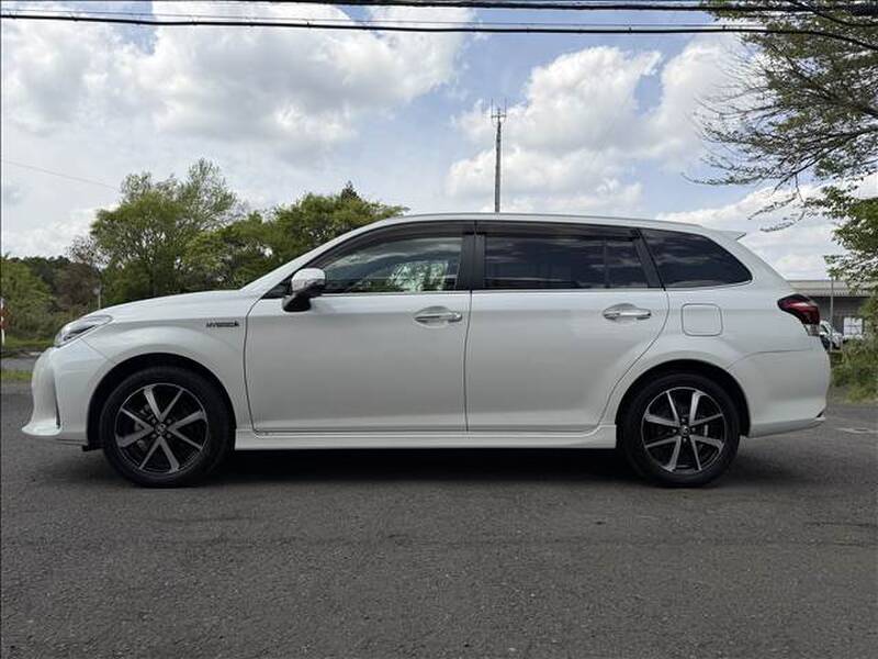 TOYOTA COROLLA FIELDER