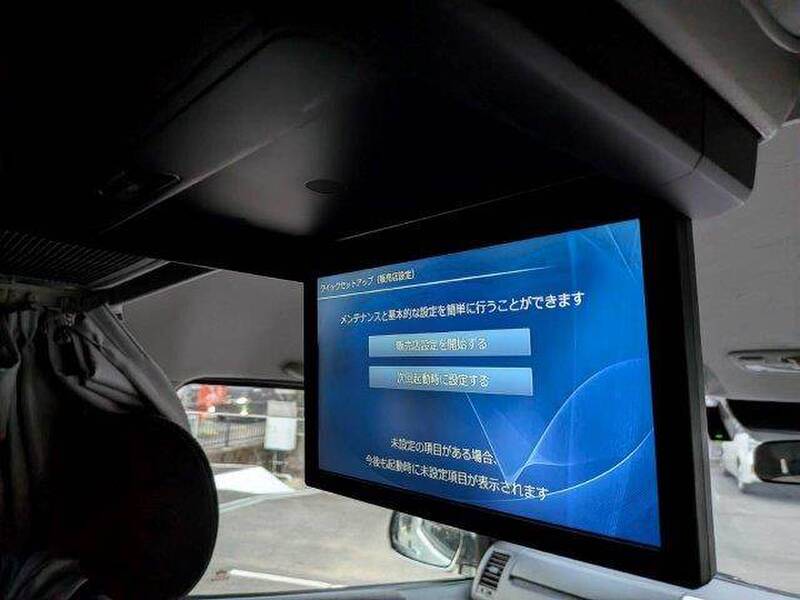 TOYOTA HIACE WAGON