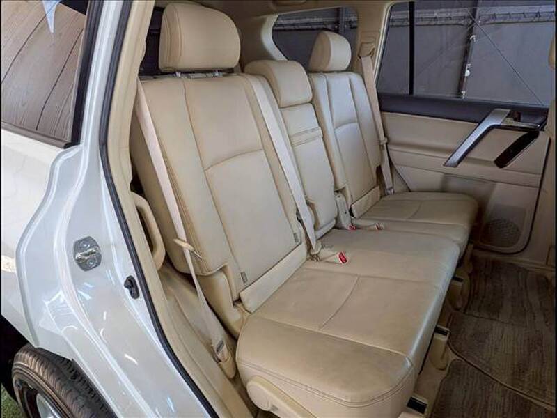 TOYOTA LAND CRUISER PRADO (LEXUS GX400)
