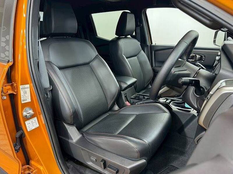 MITSUBISHI TRITON