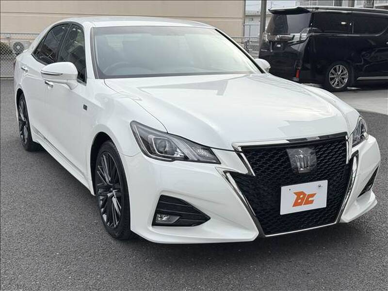 TOYOTA CROWN