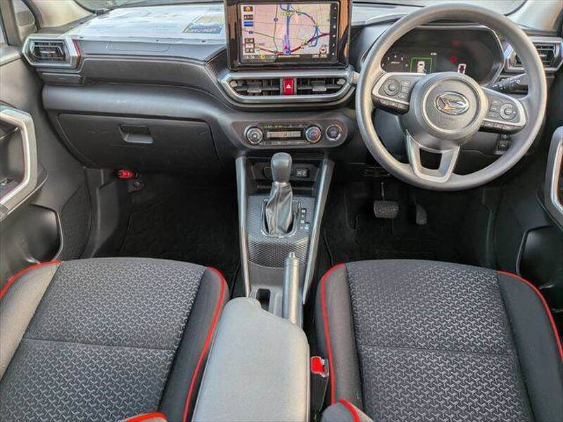 DAIHATSU ROCKY