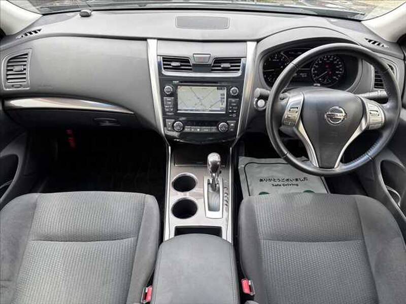NISSAN TEANA