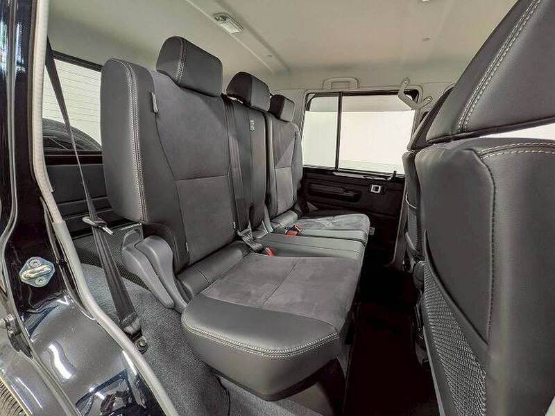TOYOTA LAND CRUISER