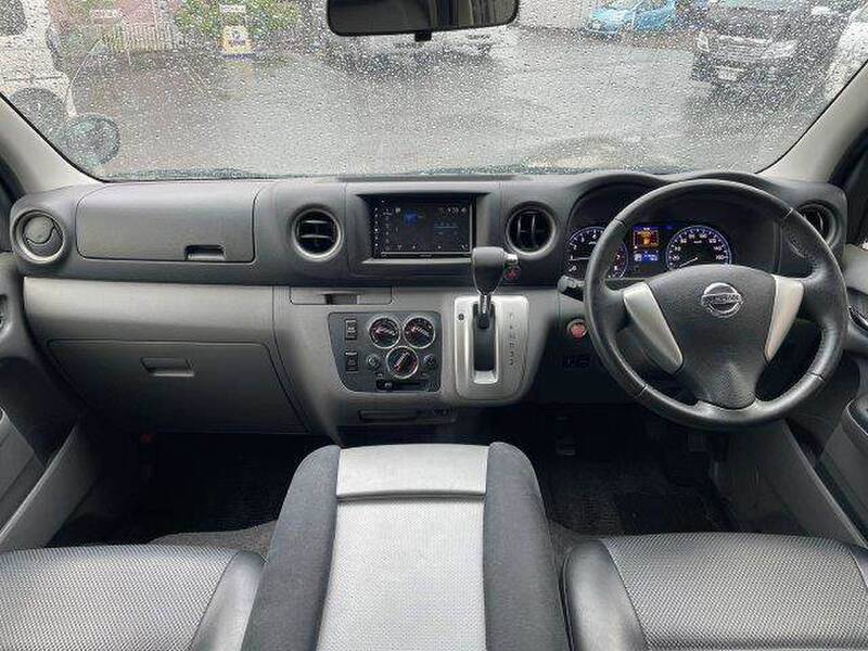 NISSAN NV350 CARAVAN WAGON