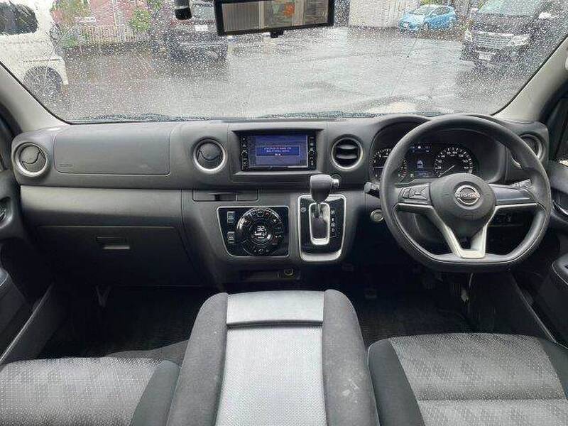 NISSAN CARAVAN (URVAN)