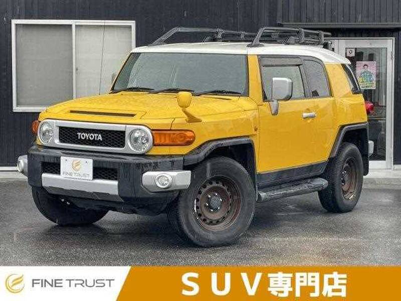 TOYOTA FJ CRUISER