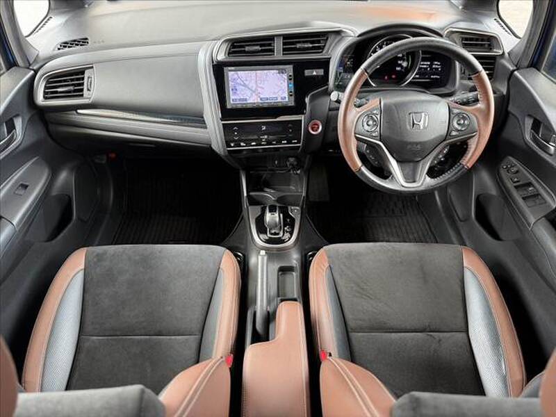 HONDA FIT (JAZZ)
