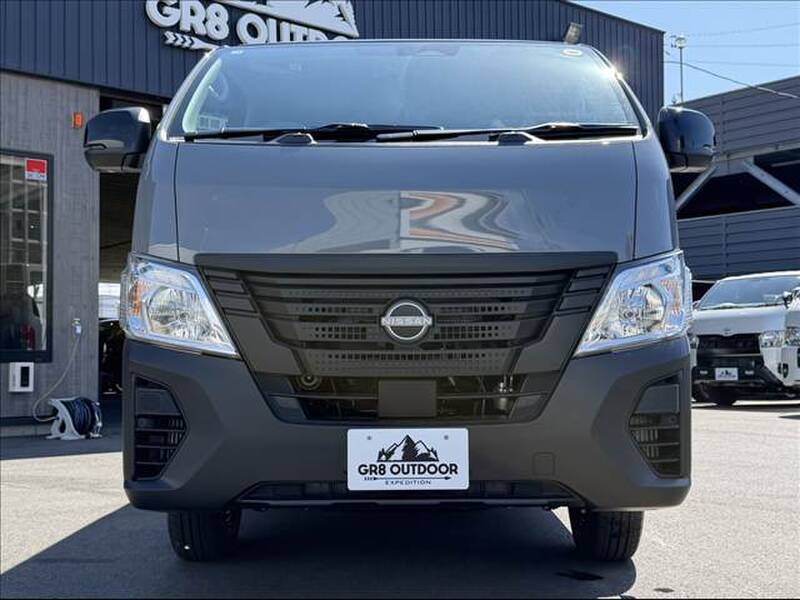 NISSAN CARAVAN VAN (URVAN)