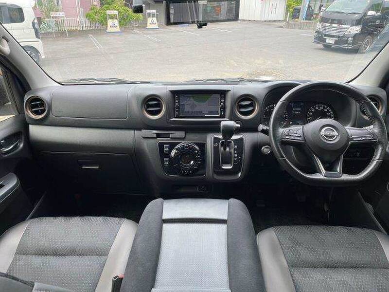 NISSAN CARAVAN (URVAN)