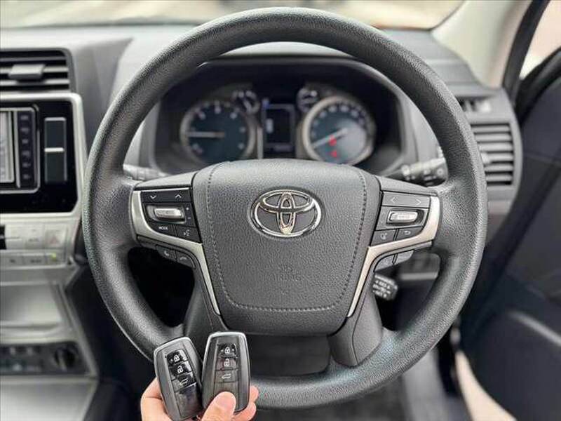 TOYOTA LAND CRUISER PRADO (LEXUS GX400)
